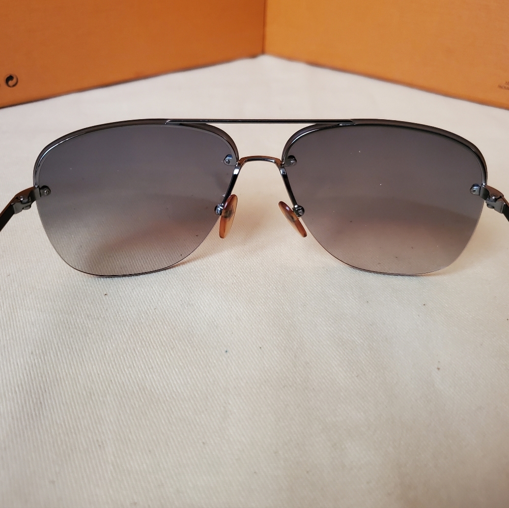 Louis Vuitton Damier Sunglasses - Picture 5 of 10